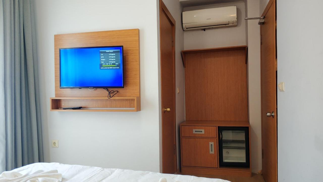 Hostel Bucoleon
